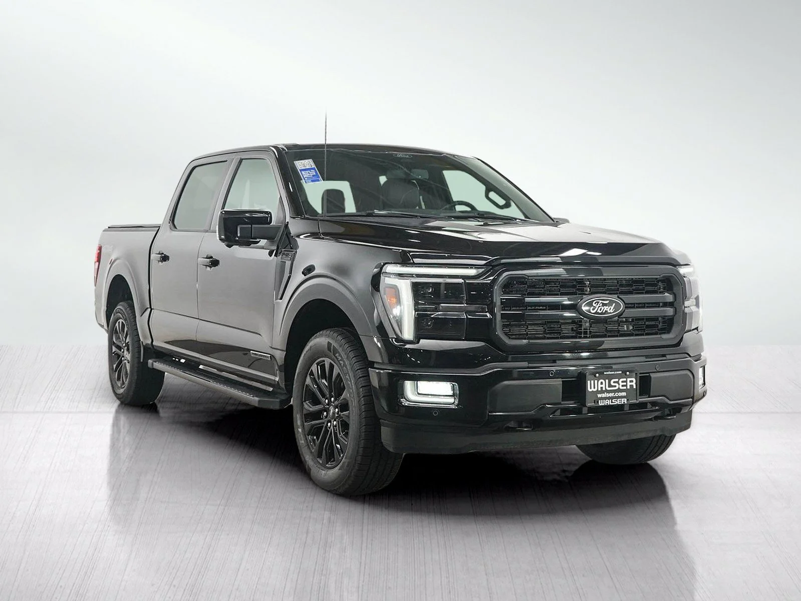 Used 2024 Agate Black Metallic Ford LARIAT image 7