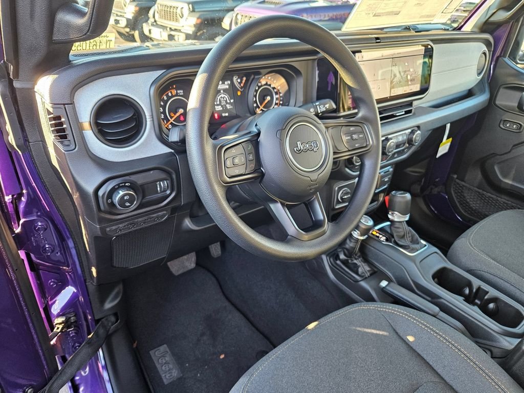 New 2026 Reign Jeep Sport image 13