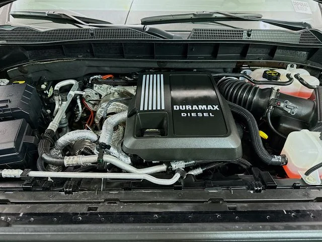 Used 2025 Black GMC Denali image 33