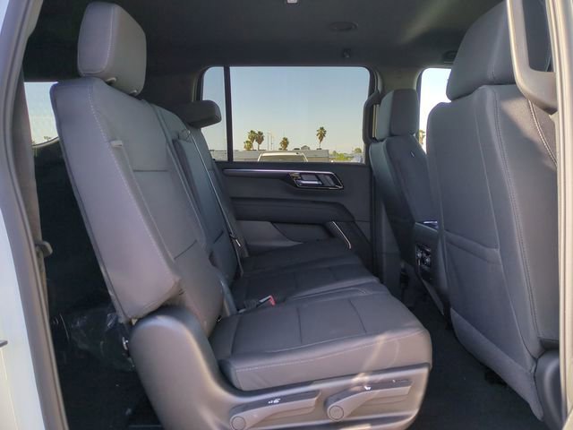 2026 Chevrolet Suburban LS - Photo 31