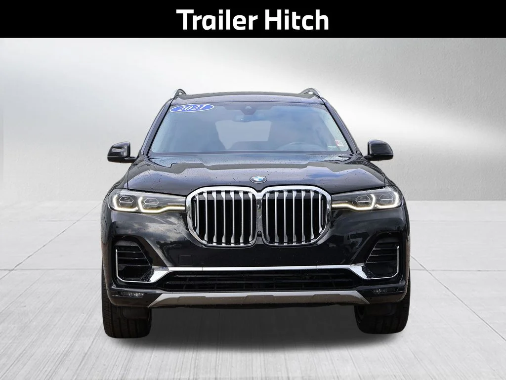 Used 2021 Black BMW xDrive40i image 24