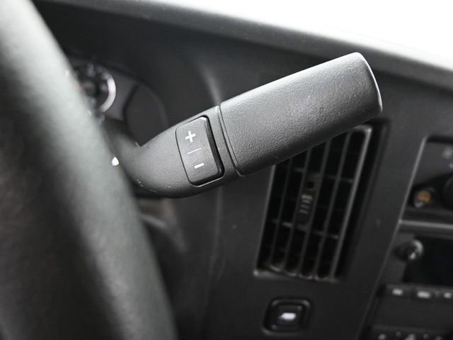 2024 GMC Savana Cargo Work Van - Photo 17