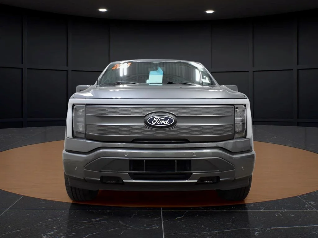 Certified 2025 Ford F-150 Lightning Lariat with VIN 1FT6W5L72SWG03787 for sale in Frankfort, IL