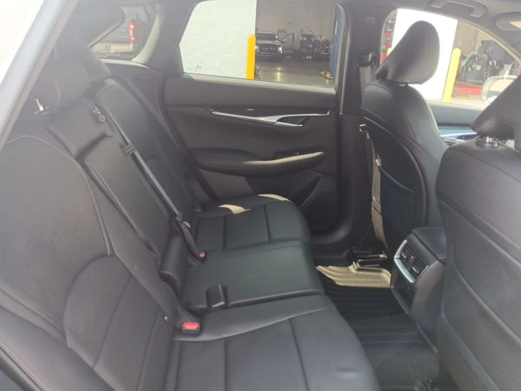 Used 2025 Radiant White INFINITI SPORT image 29