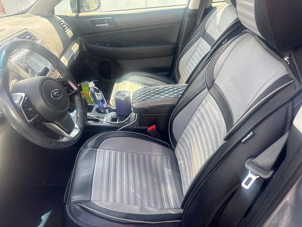 Used 2018 Silver Subaru 2.5i image 16
