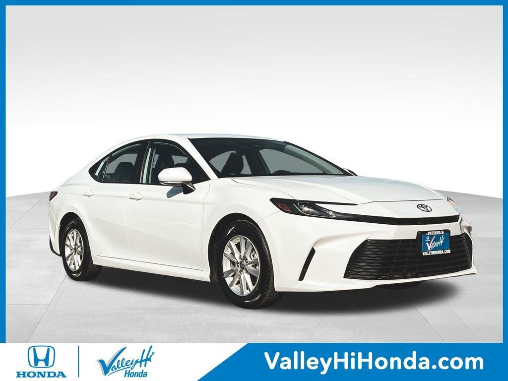 2025 Toyota Camry LE