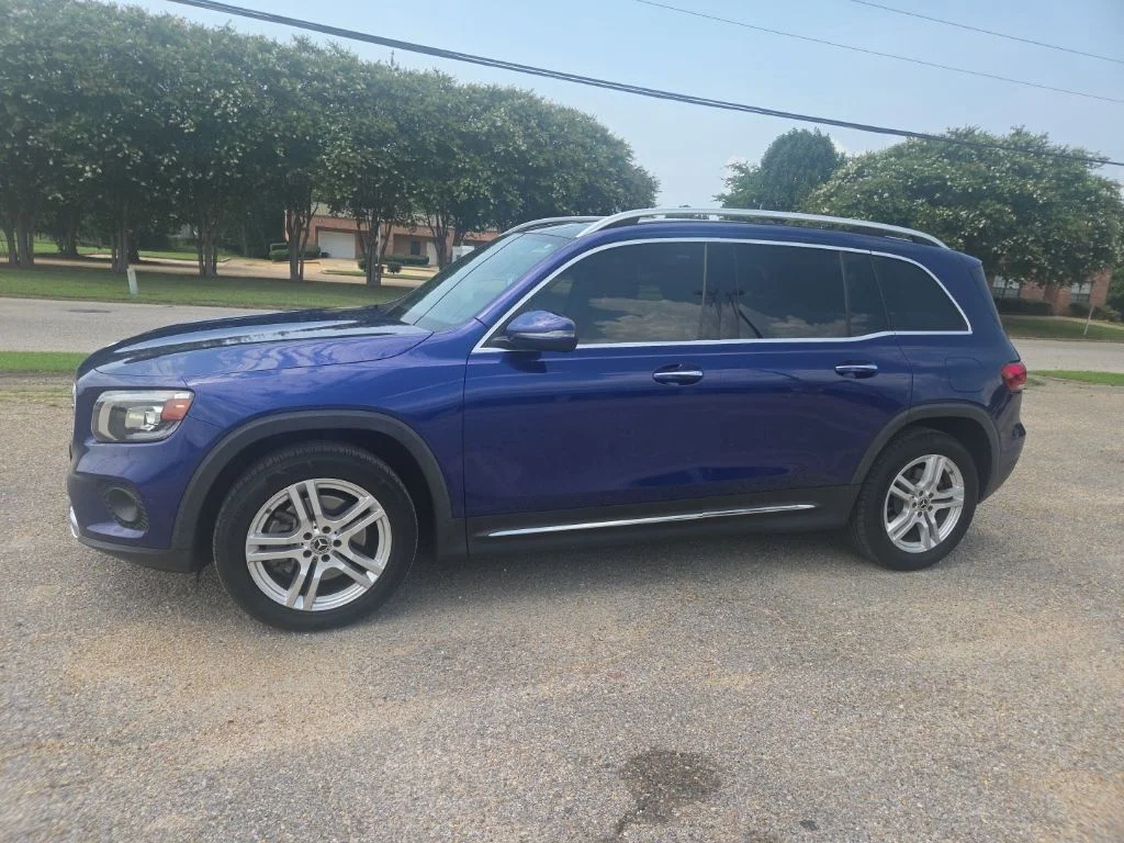 Certified Used 2020  Mercedes-Benz GLB 250 image 5