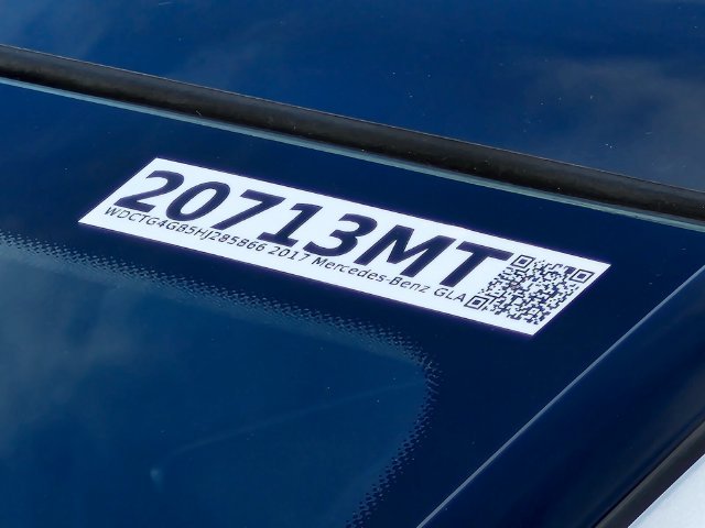 Used 2017 Silver Mercedes-Benz GLA 250 image 37