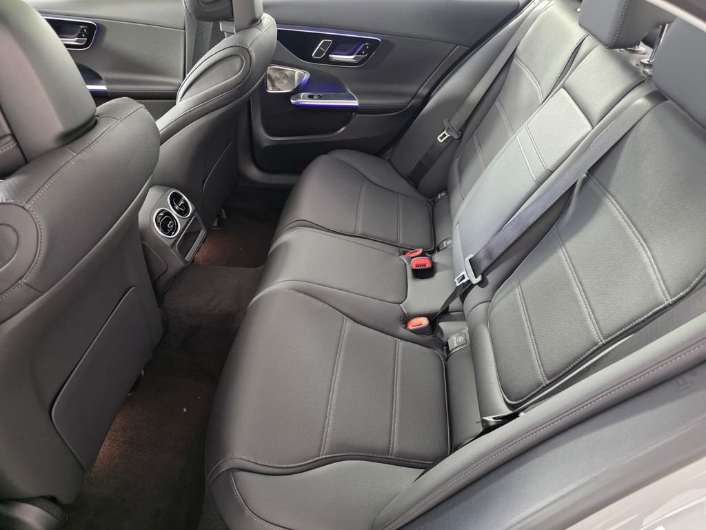 New 2026 MANUFAKTUR Alpine Grey Mercedes-Benz C 300 image 11