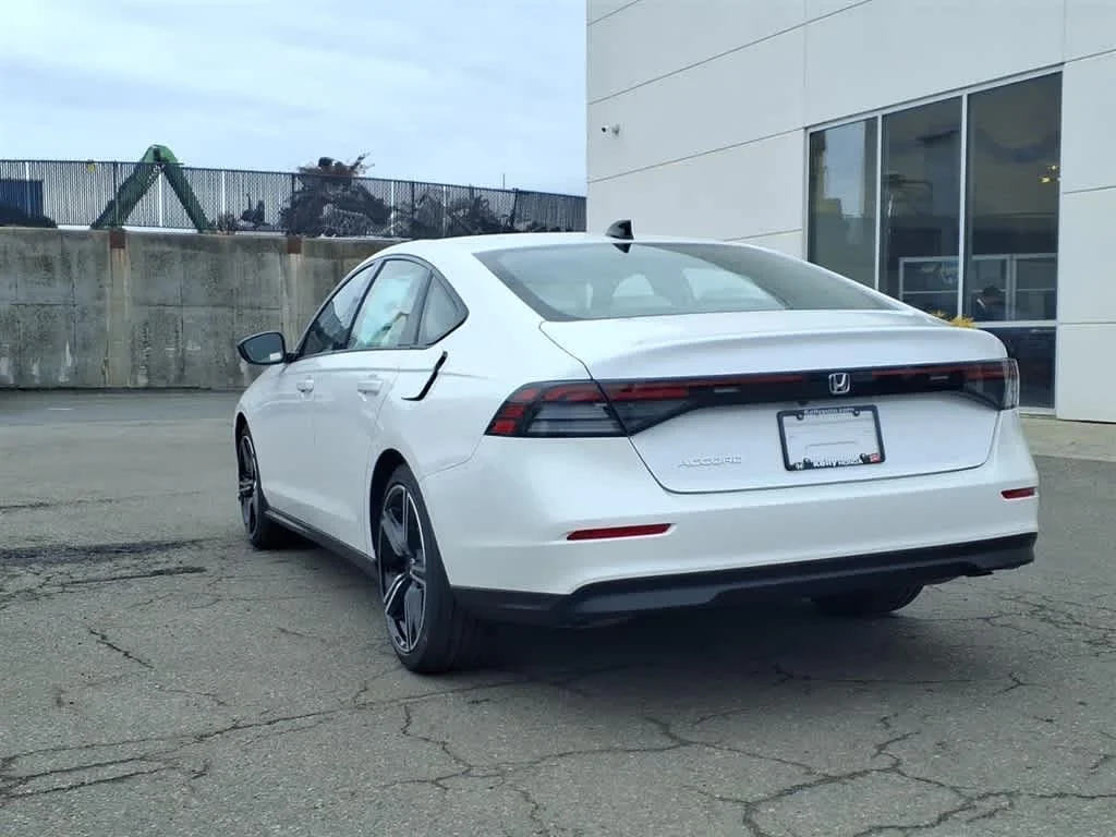 New 2026 Platinum White Pearl Honda SE image 5