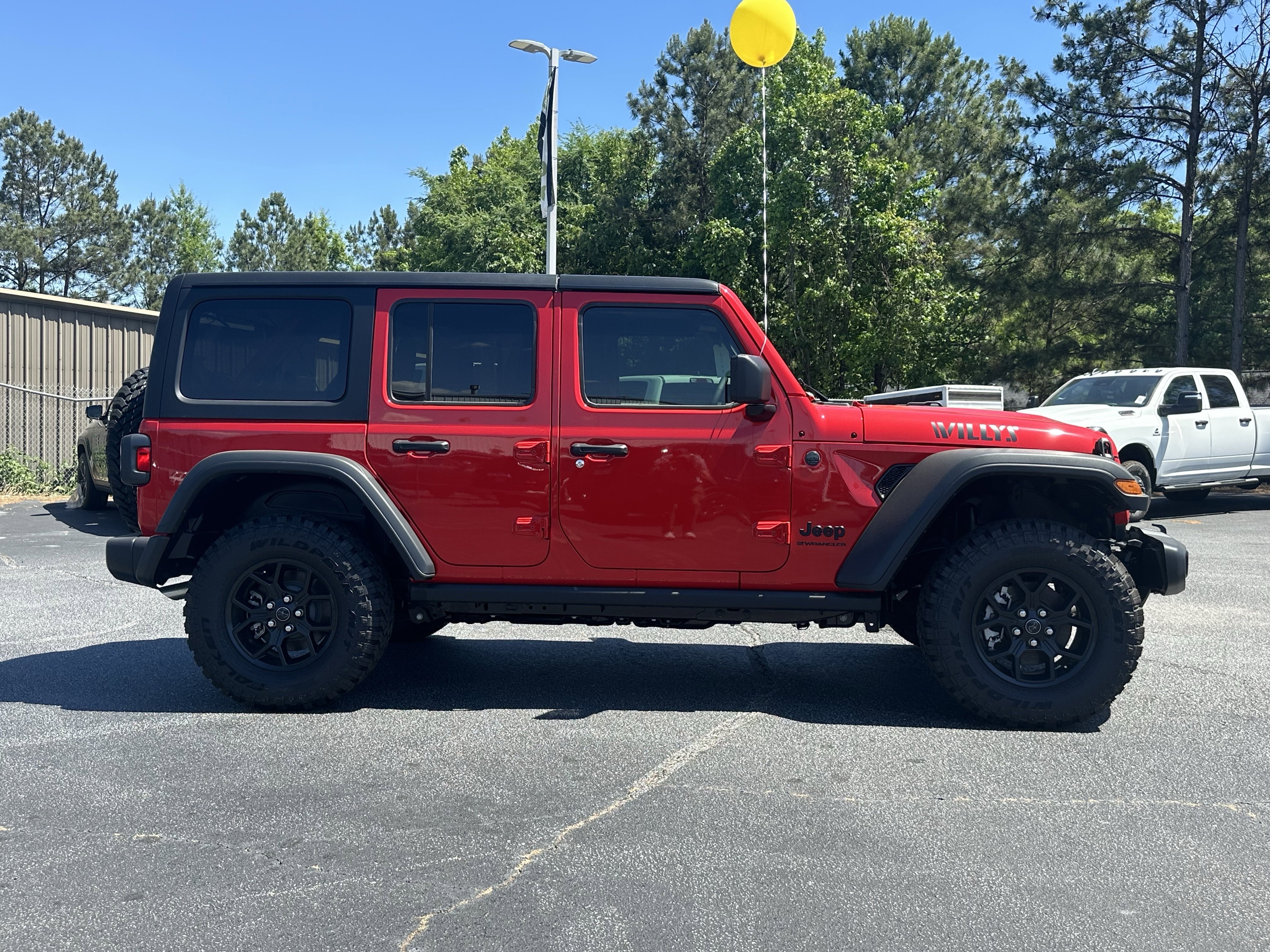 2026 Jeep Wrangler 4-Door Willys - Photo 9