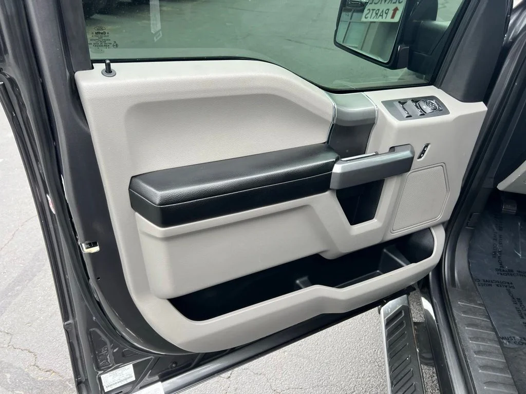 2015 Ford F-150 XLT - Photo 10