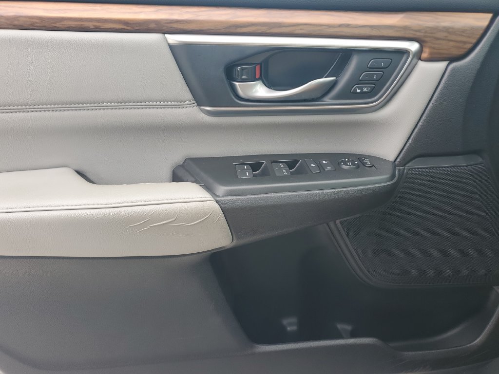 Used 2019  Honda EX-L image 19