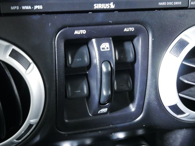 Used 2014 Gray Jeep Unlimited Rubicon image 33