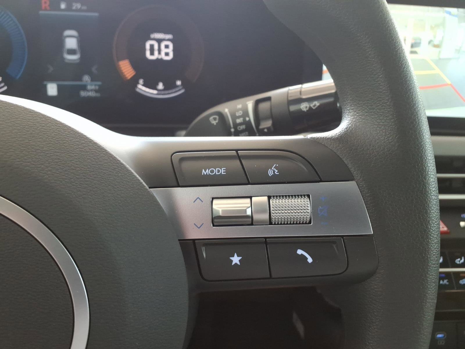 2025 Hyundai Sonata SE - Photo 28