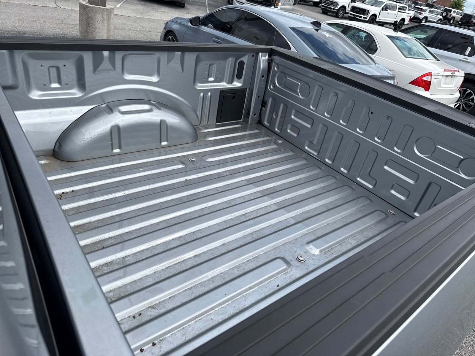 Used 2024 Silver Ford XLT image 10
