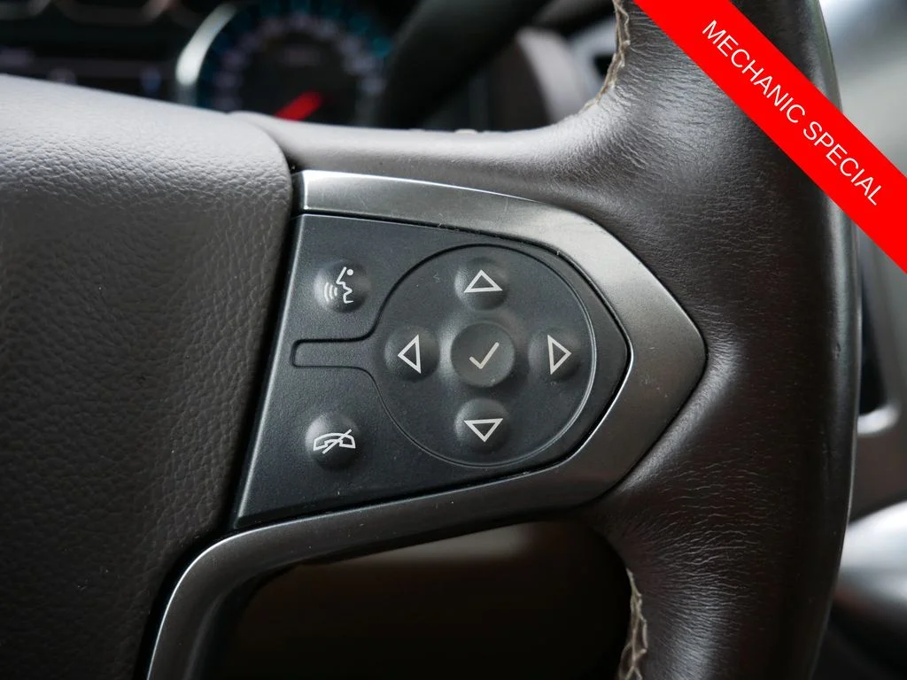 Used 2016 Silver Chevrolet LT image 22