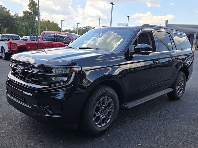 New 2027 Agate Black Metallic Ford Active image 3