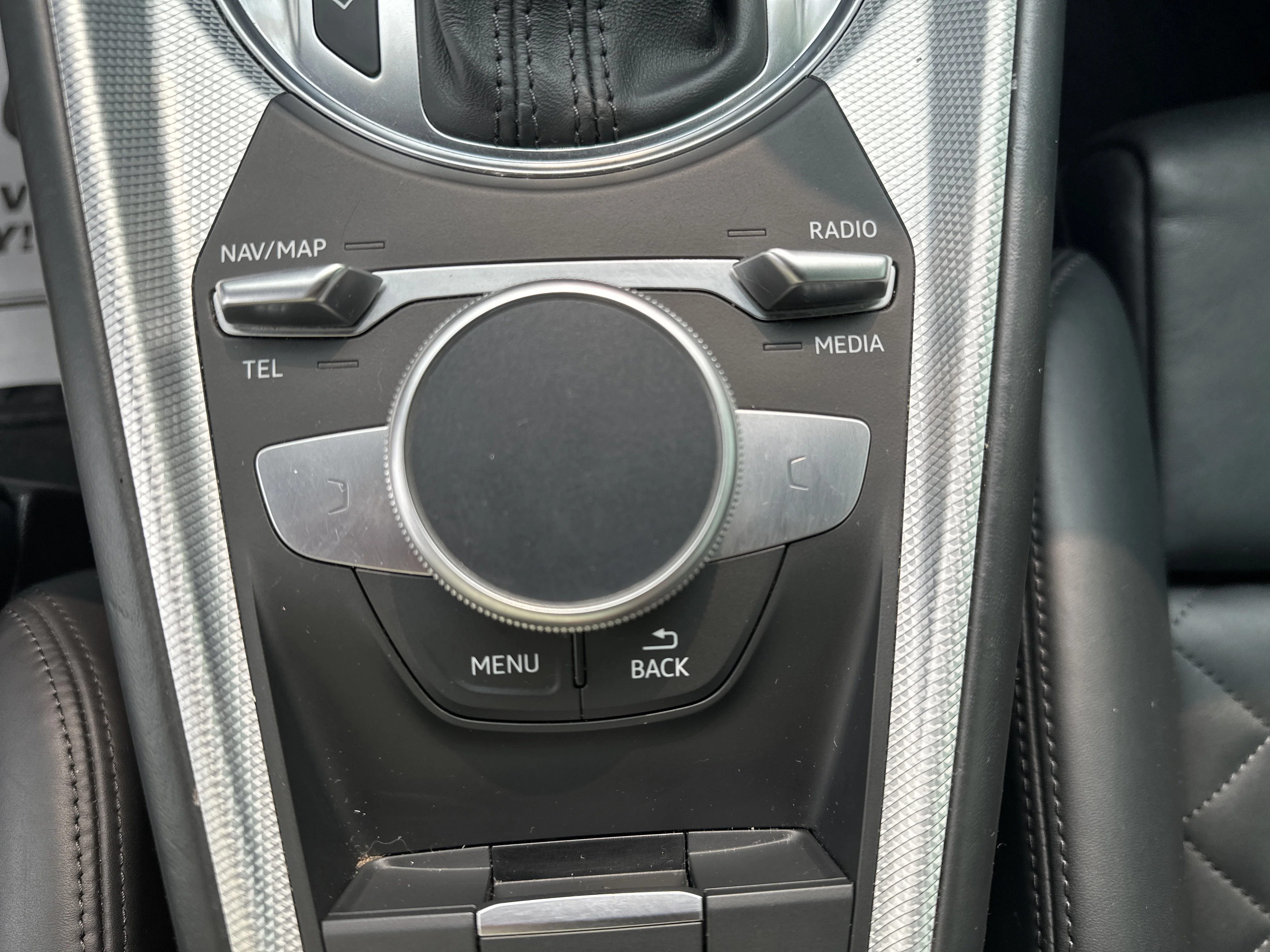 Used 2020  Audi  image 24
