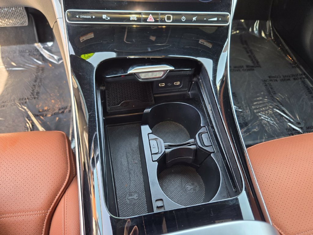 Used 2025  Mercedes-Benz C 300 image 15