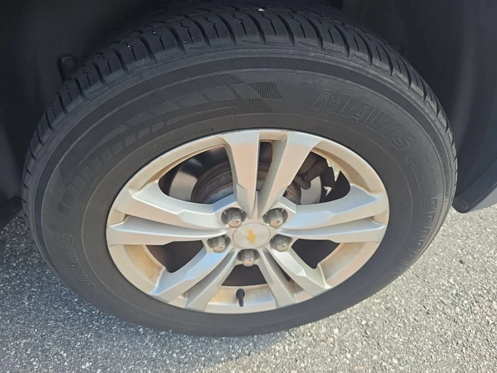 Used 2015 BLUE VELVET METALLIC Chevrolet LT image 7