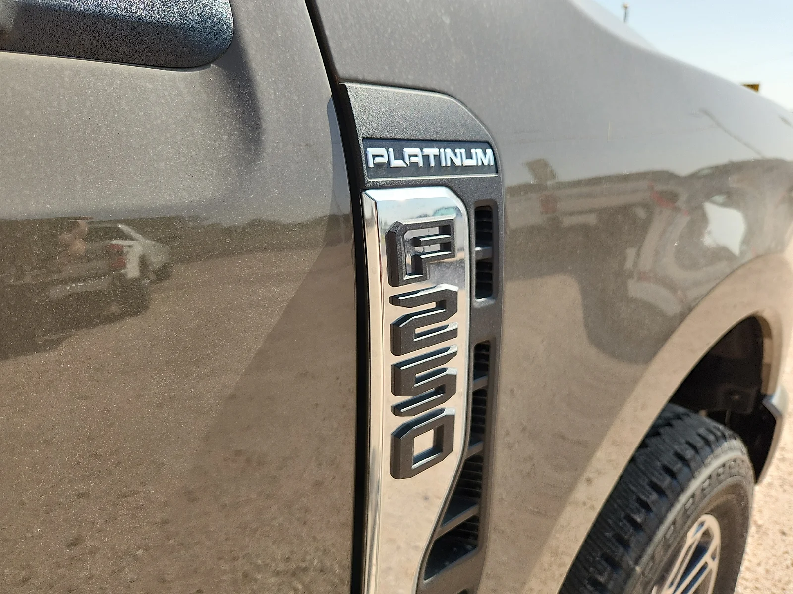 New 2026 Marsh Gray Ford Platinum image 10