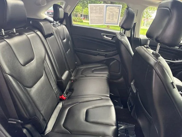 Used 2020 Blue Ford Titanium image 13