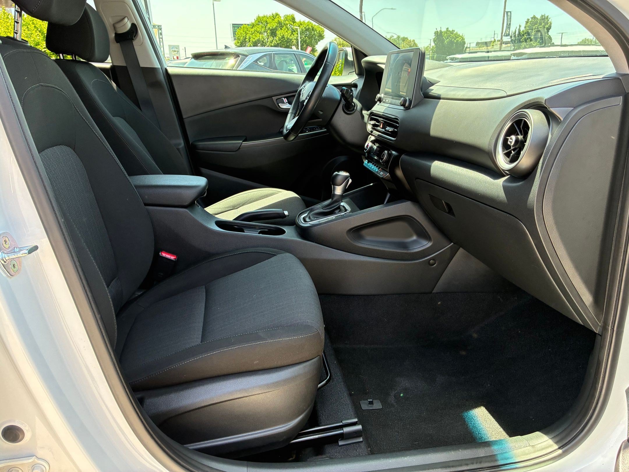 2022 Hyundai Kona SEL - Photo 29