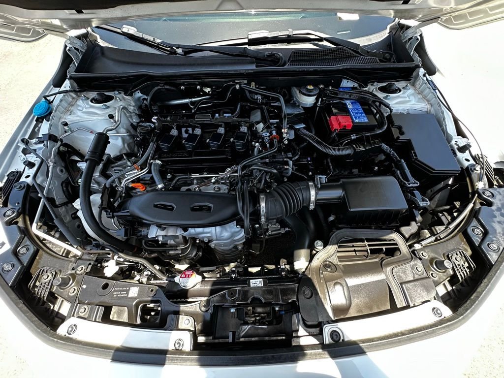 Used 2024  Honda Base image 17