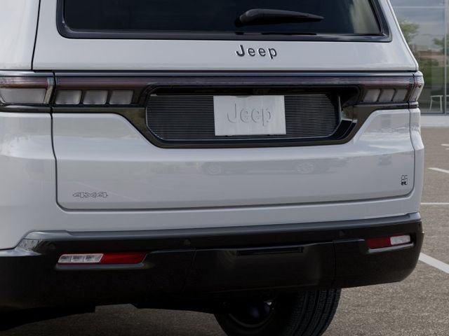New 2026 Bright White Clear-Coat Exterior Paint Jeep 85th Anniversary Edition image 14