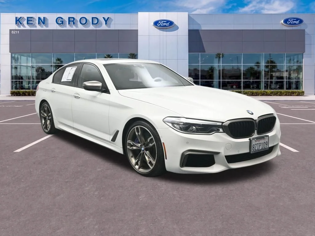 2018 BMW 5 Series M550i xDrive Sedan's photo