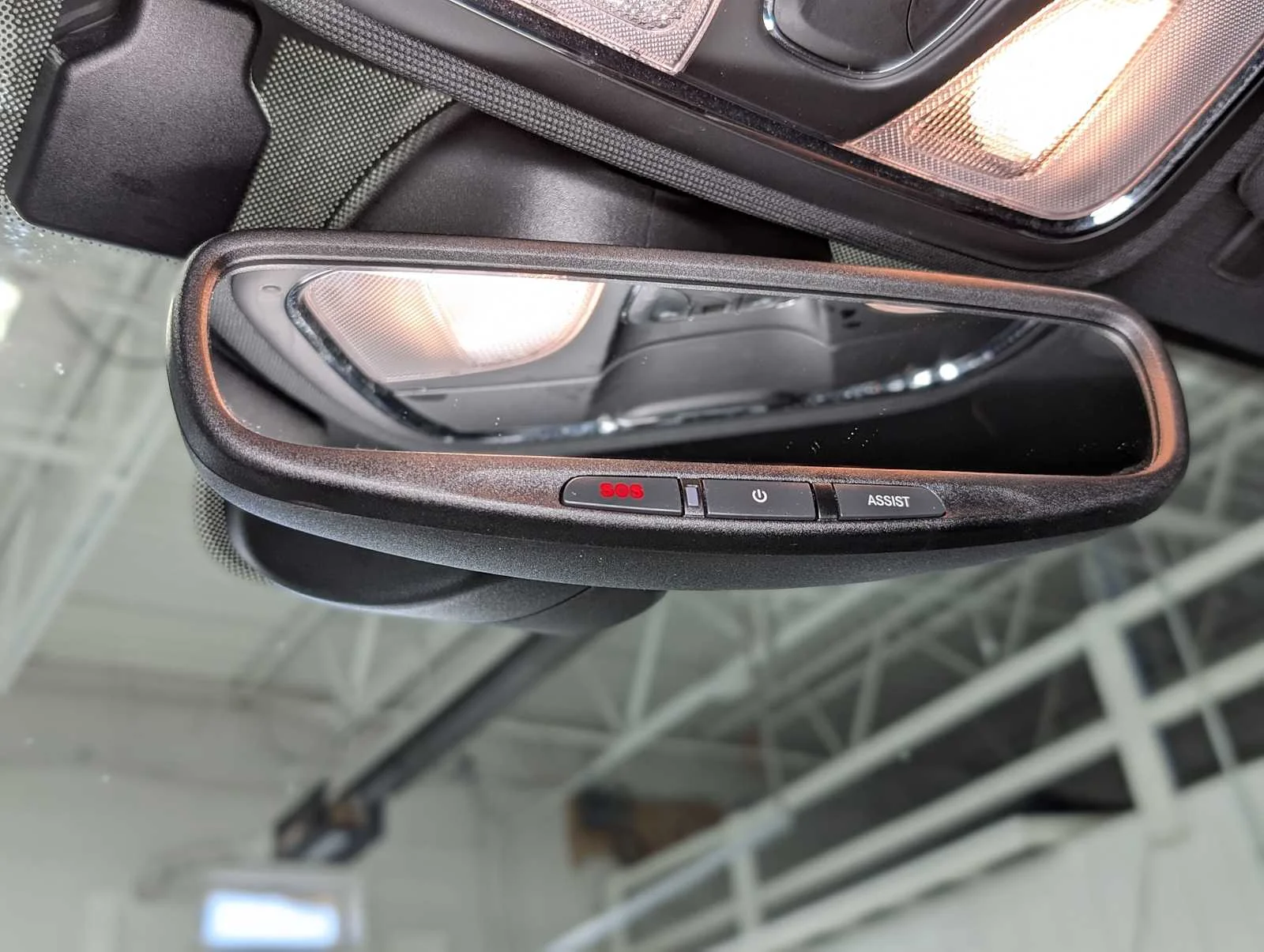 Used 2019 Pearl White Pearlcoat Jeep High Altitude image 35