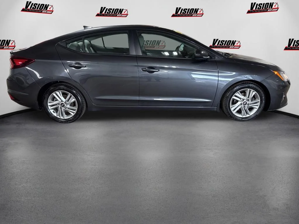 Used 2020 Gray Hyundai Value Edition image 4