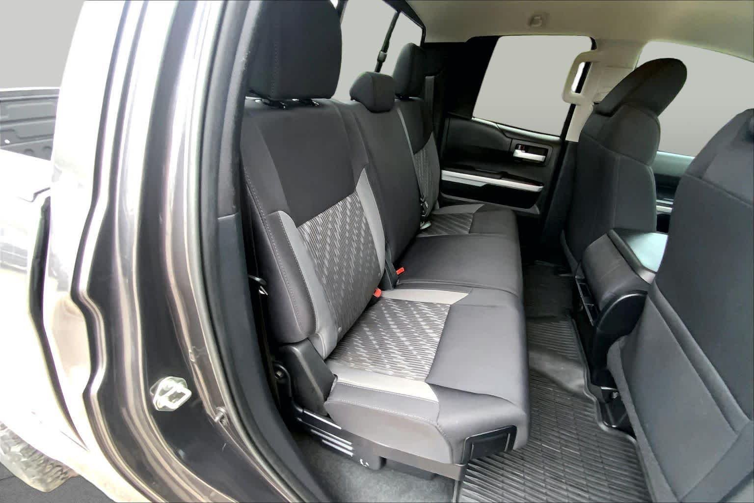 Used 2019 Magnetic Gray Metallic Toyota SR5 image 19