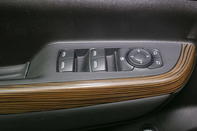 Used 2023 Blue GMC SLE image 36