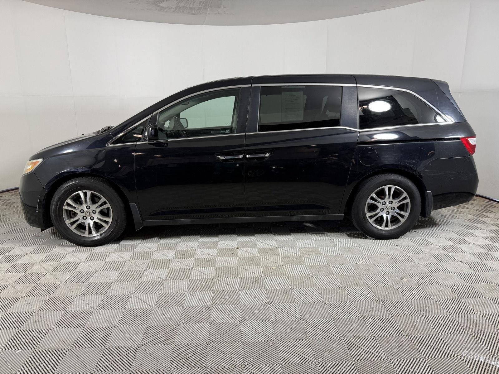 Used 2012 Crystal Black Pearl Honda EX-L image 4