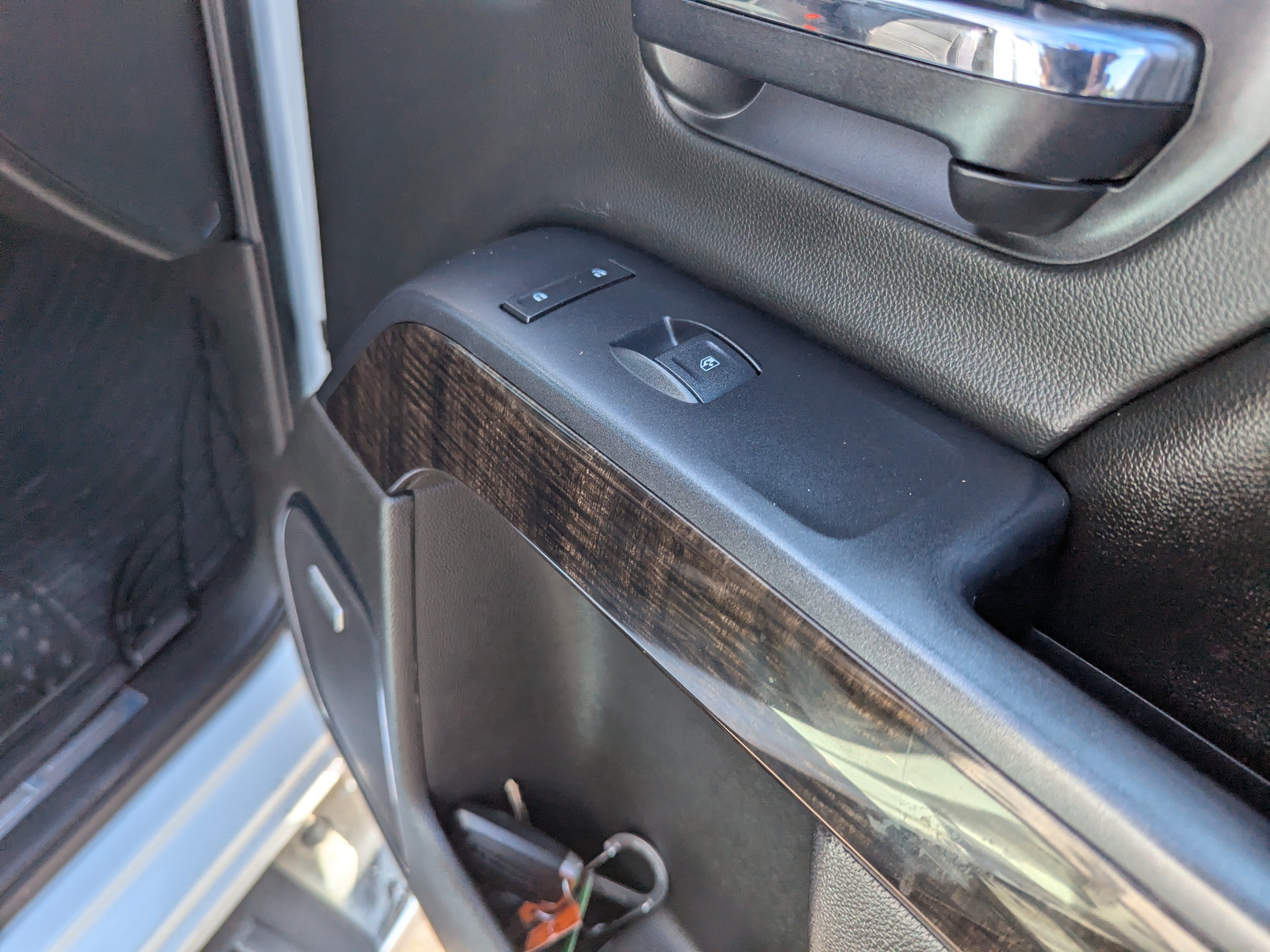 Used 2015 SUMMIT WHITE GMC Denali image 36