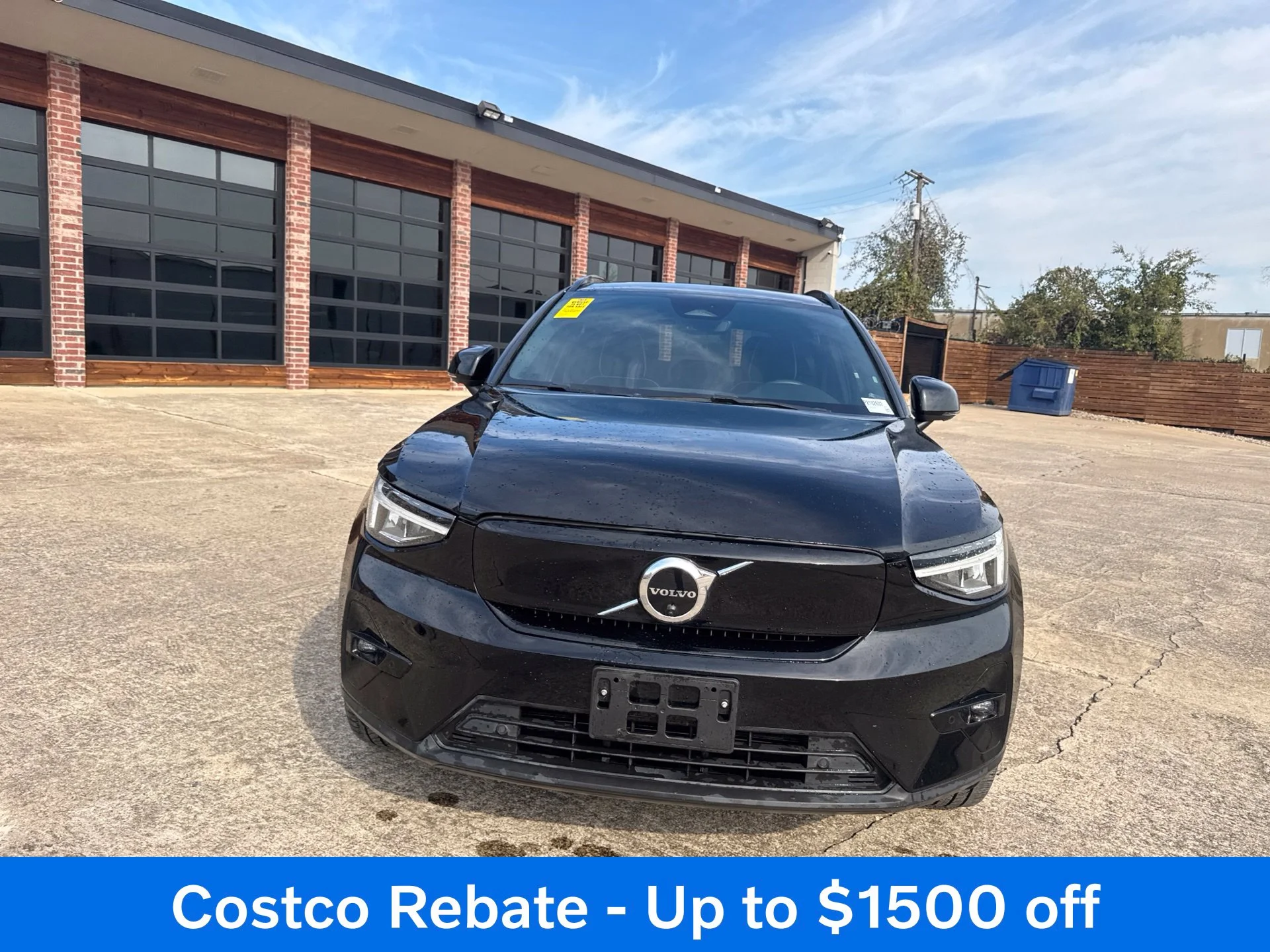 Used 2023 Volvo XC40 Plus with VIN YV4ED3UL2P2102637 for sale in Fort Worth, TX