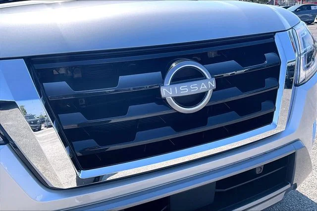 Used 2024 Silver Nissan SV image 30