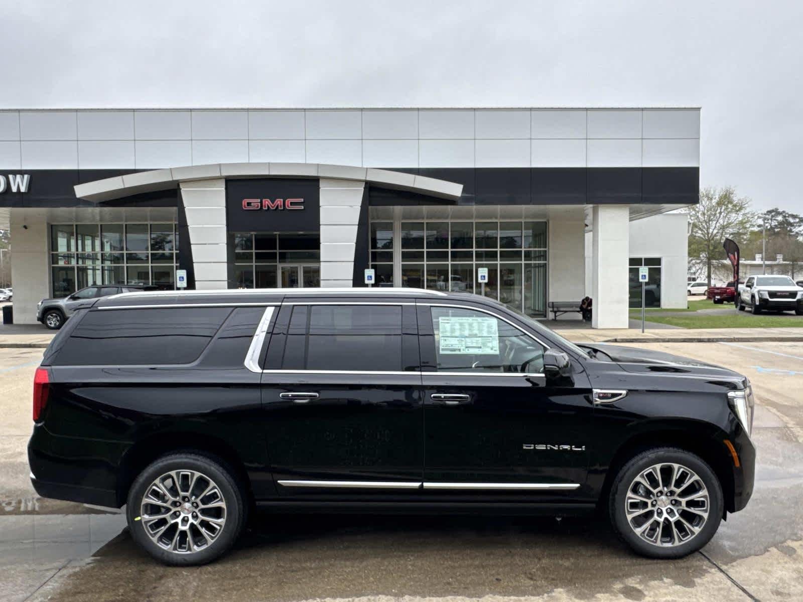 2026 GMC Yukon Denali 2WD's photo