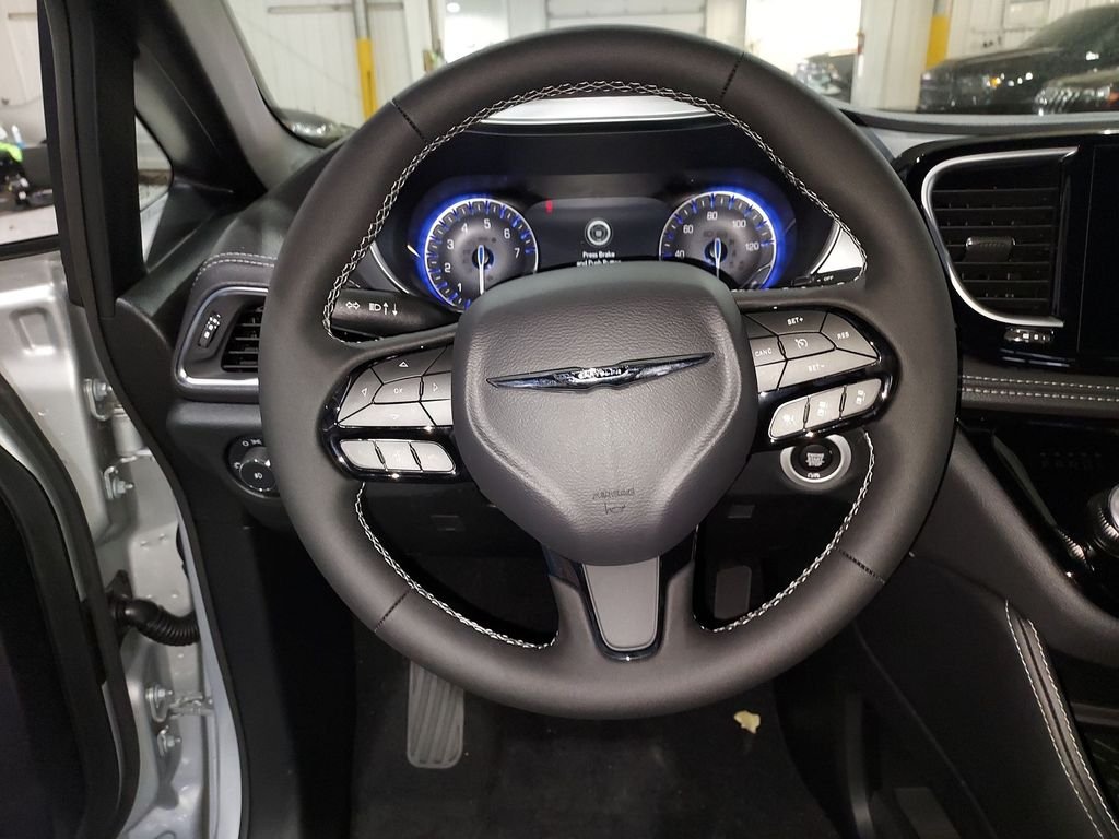2026 Chrysler Pacifica Limited - Photo 20