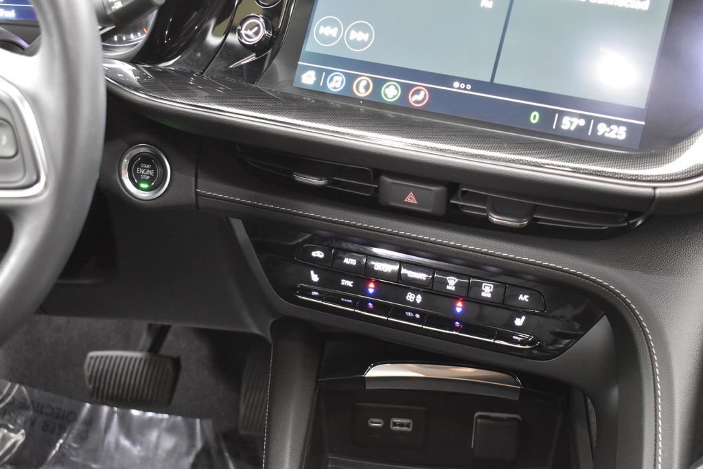 Used 2023 Summit White Buick Essence image 18