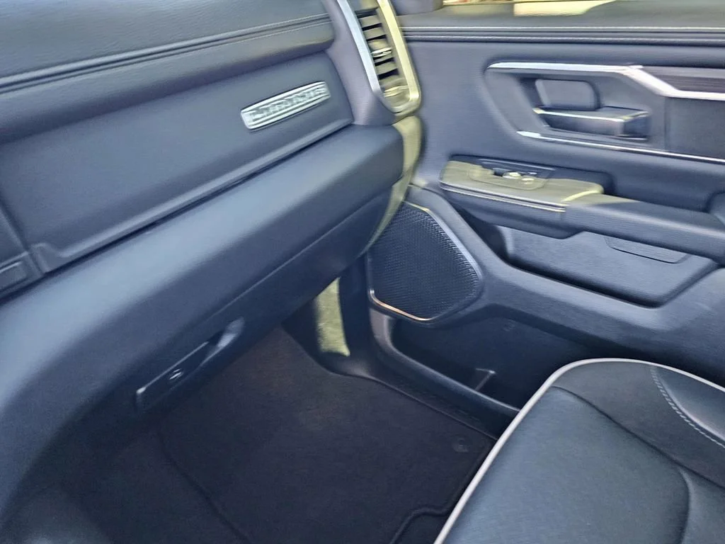 Used 2025 Diamond Black Cry Ram Laramie image 28