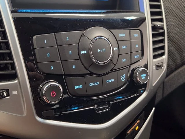 Used 2012 SUMMIT WHITE Chevrolet ECO image 19