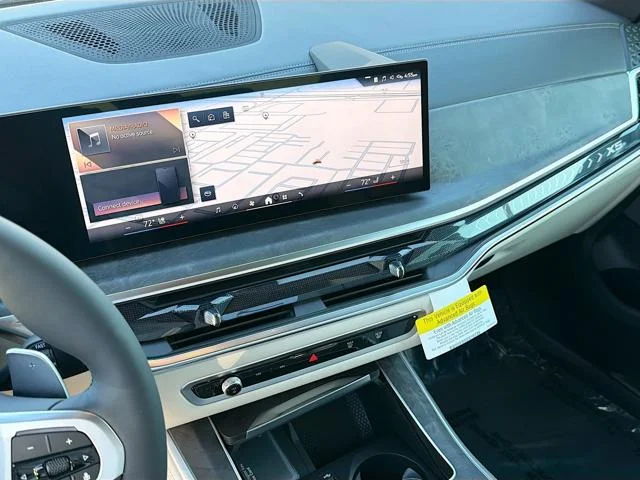 New 2026 Alpine White BMW xDrive50e image 28