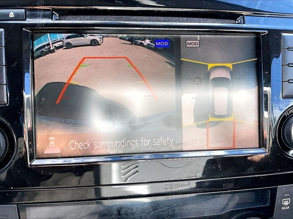 Used 2018 White Nissan SV image 20