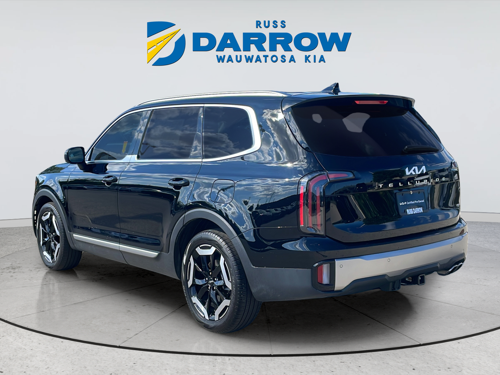 Used 2025 Black Kia EX image 3