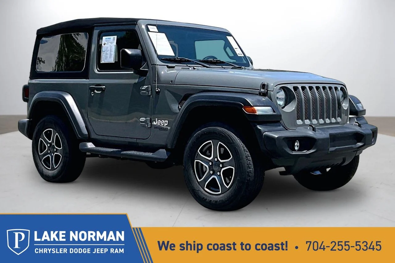 Used 2021 Gray Jeep Sport S image 1