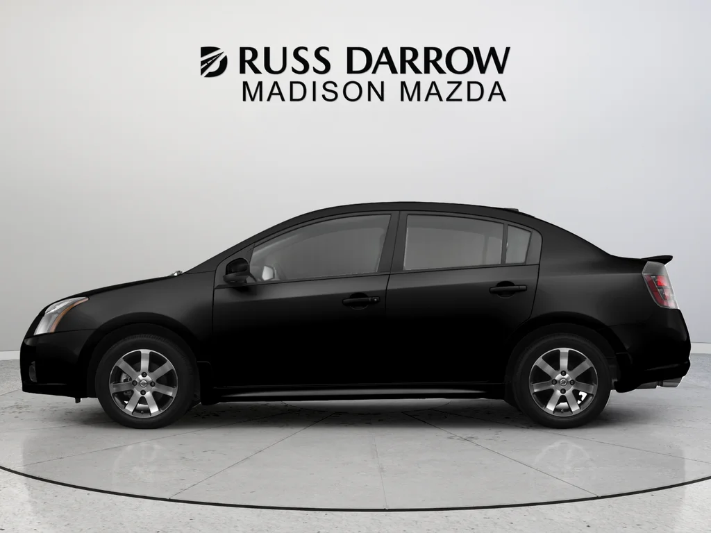 Used 2012 Black Nissan 2.0 SR image 2