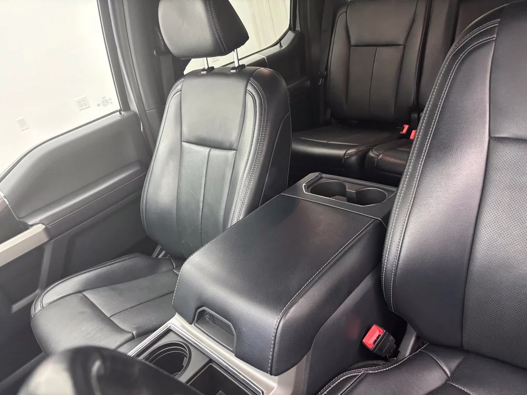 Used 2022 Silver Ford Lariat image 22